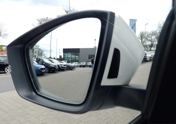 Skoda Karoq cena 109900 przebieg: 96028, rok produkcji 2019 z Wąsosz małe 497